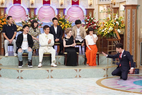 「行列のできる法律相談所」 (C) NTV