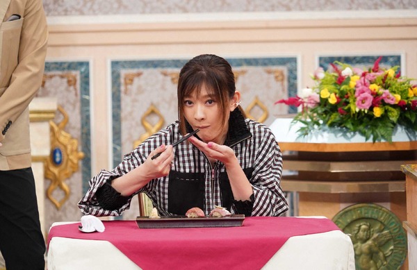 「行列のできる法律相談所」 (C) NTV