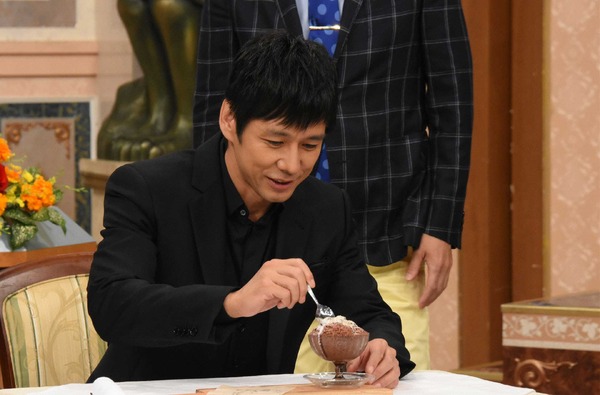 「行列のできる法律相談所」 (C) NTV