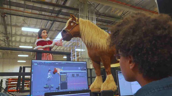 「美女と野獣“魔法のものがたり”」メイキング映像初公開☆(C) Disney