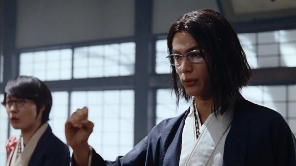 au新CM「副会長」篇