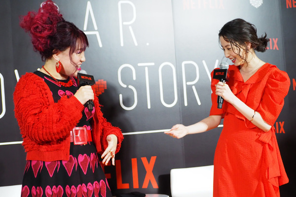 河北麻友子とバービー「Netflixバレンタイン・スペシャルイベント」