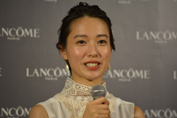 戸田恵梨香「ランコム ファンデーション 新製品発表会」