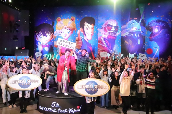 開幕宣言をする森崎ウィン！画像提供：ユニバーサル・スタジオ・ジャパンTM & (C) Universal Studios.All rights reserved.