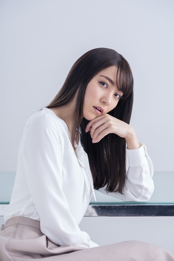 予告編風動画「コミックシーモア　この男は人生最大の過ち篇」佐藤唯