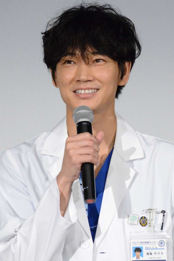 綾野剛／「コウノドリ」特別試写会＆舞台挨拶