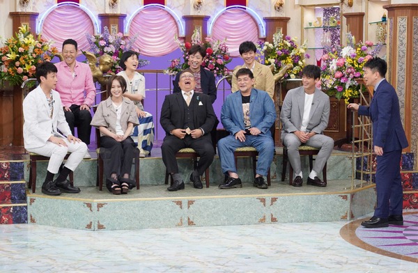「行列のできる法律相談所」 (C) NTV