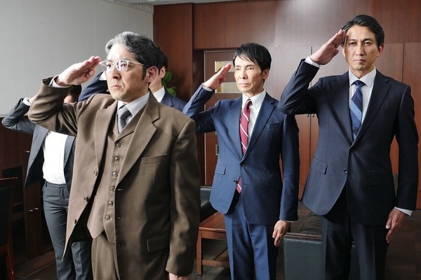 「世にも奇妙な物語 ’19雨の特別編」永遠のヒーロー　（C）フジテレビ