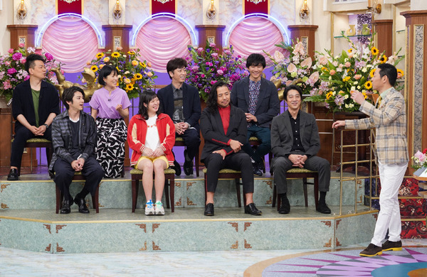 「行列のできる法律相談所」 (C) NTV