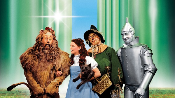 『オズの魔法使』(c) 1939 THE WIZARD OF OZ and all related characters and elements aretrademarks of and (c) Turner Entertainment Co.