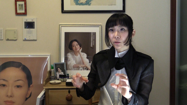 『モデル 雅子 を追う旅』（C）2019 Masako, mon ange.