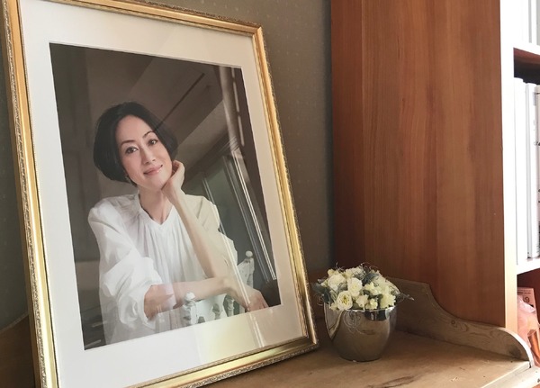 『モデル 雅子 を追う旅』（C）2019 Masako, mon ange.