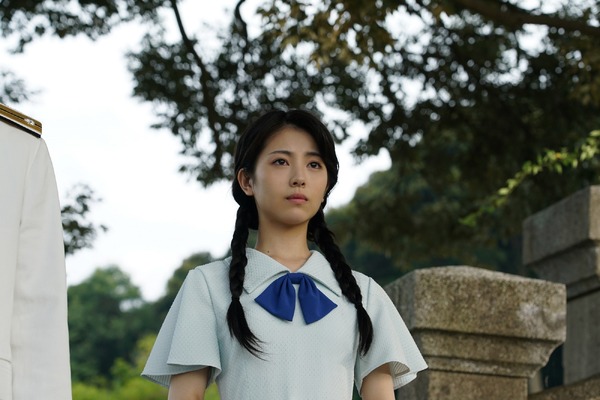 『アルキメデスの大戦』浜辺美波 (c)2019　映画「アルキメデスの大戦」製作委員会　(c)三田紀房／講談社