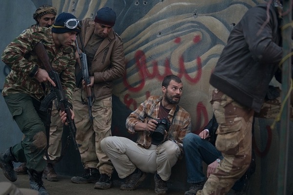 ジェイミー・ドーナン『プライベート・ウォー』　（C）2018 APW Film, LLC. ALL RIGHTS RESERVED