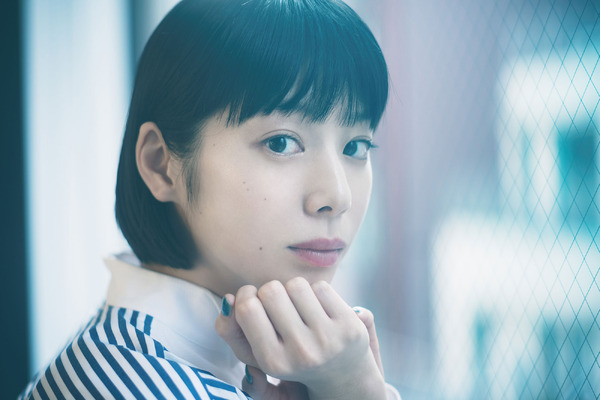 夏帆『ブルーアワーにぶっ飛ばす』／photo：Jumpei Yamada
