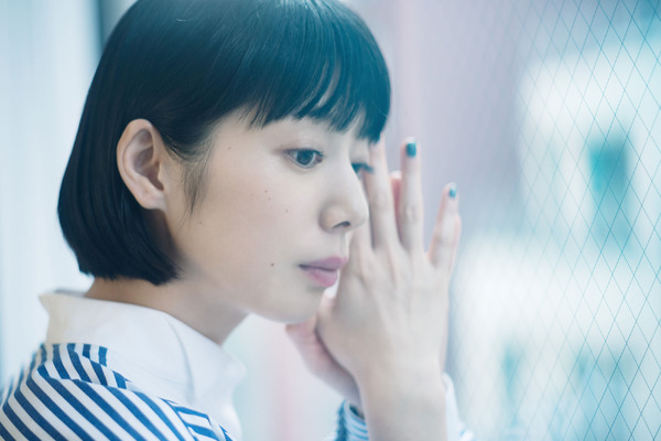 夏帆『ブルーアワーにぶっ飛ばす』／photo：Jumpei Yamada