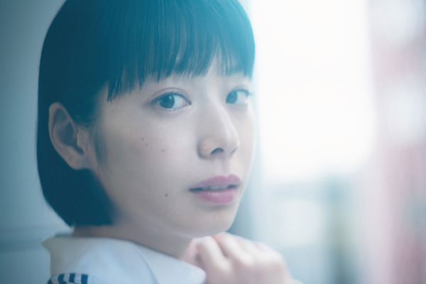 夏帆『ブルーアワーにぶっ飛ばす』／photo：Jumpei Yamada