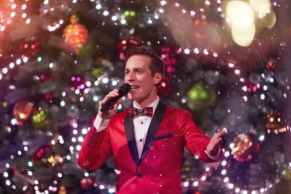 香港ディズニーランドでしか味わえない、「アナ雪」テーマのウィンター・ワンダーランド体験を！