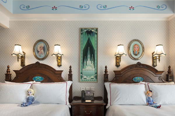 香港ディズニーランドでしか味わえない、「アナ雪」テーマのウィンター・ワンダーランド体験を！