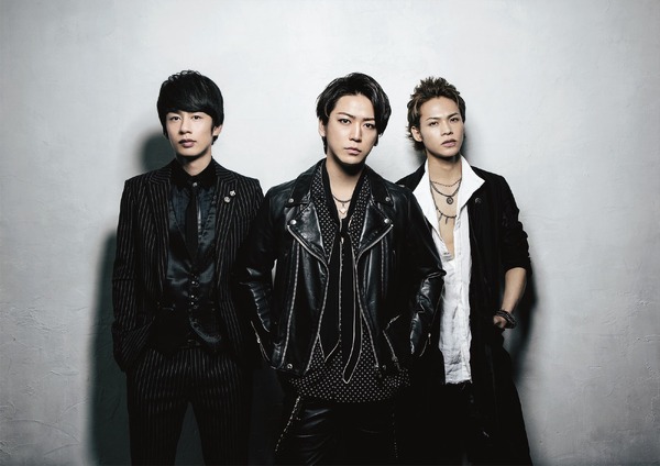 「KAT-TUN」