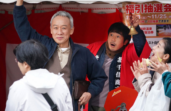 「俺の話は長い」第8話 ／「ゆで卵と福引き 」(C) NTV