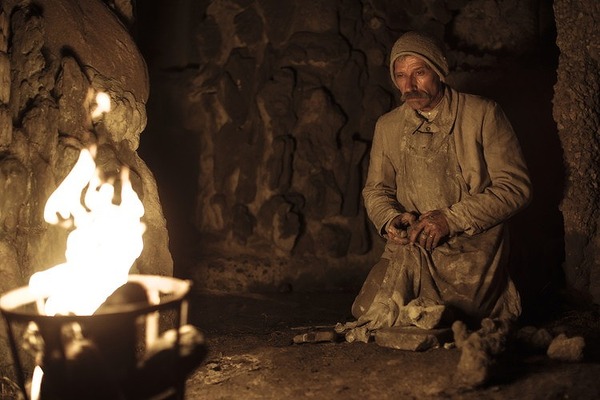 『シュヴァルの理想宮 ある郵便配達員の夢』　(C) 2017 Fechner Films - Fechner BE - SND - Groupe M6 - FINACCURATE - Auvergne-Rhone-Alpes Cinema