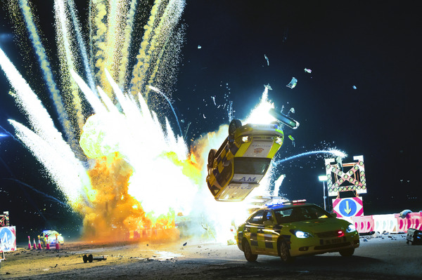 Netflix映画『６アンダーグラウンド』12月13日（金）より独占配信開始