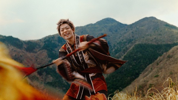 au三太郎シリーズ新CM「みんな自由だ」篇