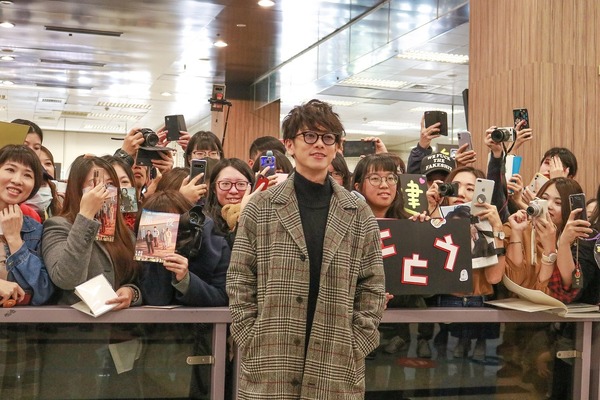 「台湾公開記念キャンペーン」空港にて『ひとよ』（ｃ）2019「ひとよ」製作委員会　