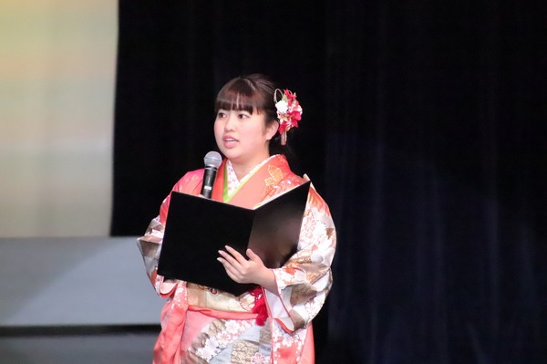 新成人のみなさんおめでとうございます☆令和元年度浦安市成人式(C) Disney