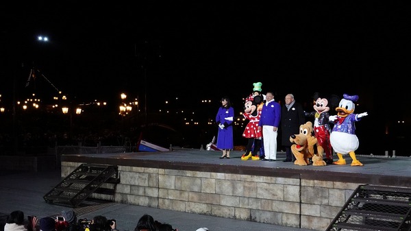 年に一度の「サンクスデー」開催！(C) Disney