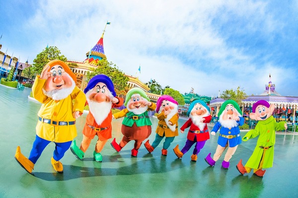 新型コロナウイルス対策を強化する東京ディズニーリゾート(C) Disney