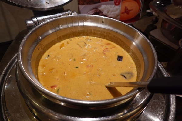 「ネオ・ビストロ・ビュッフェ～グルメの宴＆ストロベリーミュージアム～」