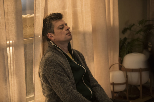 『今宵、212号室で』（C）Les Films Pelleas/Bidibul Productions/Scope Pictures/France 2 Cinema