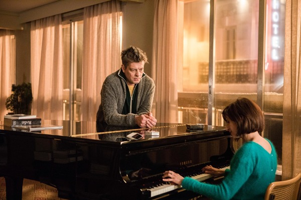 『今宵、212号室で』（C）Les Films Pelleas/Bidibul Productions/Scope Pictures/France 2 Cinema