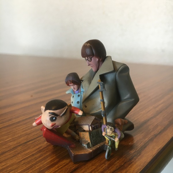 会社の机にずっと飾っていたオトナ帝国のミニフィグィア