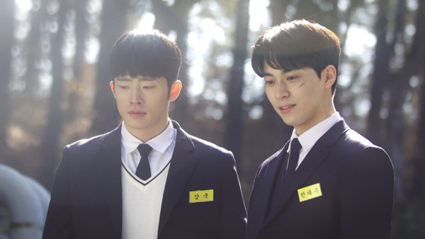 「君の視線が止まる先に」　（C）2020 W-STORY & ENERGDEIC COMPANY All rights reserved