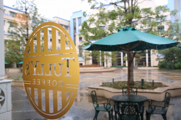 「イクスピアリ」