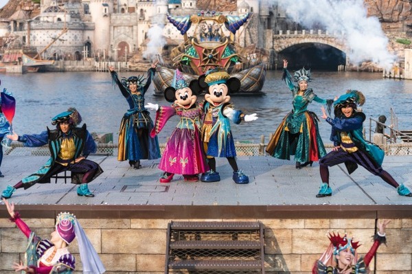 今年は恒例の夏イベントがない事態となった東京ディズニーリゾート (C) Disney