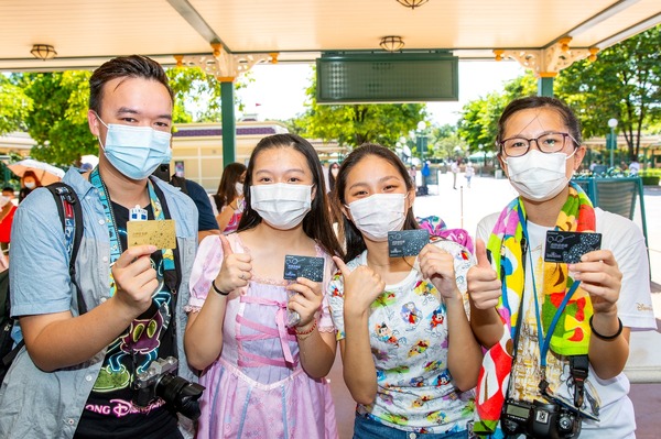 一時閉園を決めた香港ディズニー