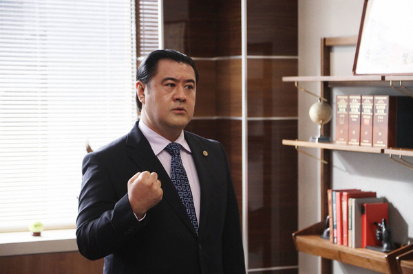 「SUITS／スーツ2」第6話 (C) フジテレビ