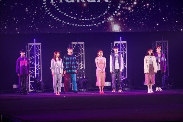 「17.3 about a sex」TGCステージ（C）AbemaTV