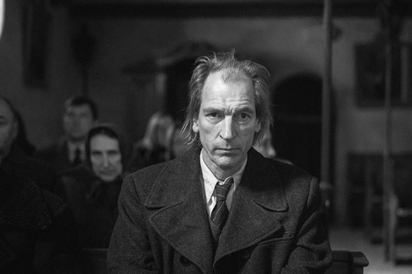 『異端の鳥』　COPYRIGHT＠2019 ALL RIGHTS RESERVED SILVER SCREEN CESKA TELEVIZE EDUARD & MILADA KUCERA DIRECTORY FILMS ROZHLAS A TELEVIZIA SLOVENSKA CERTICON GROUP INNOGY PUBRES RICHARD KAUCKY