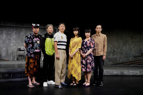 PARCO劇場オープニング・シリーズ“ねずみの三銃士”第4回企画公演「獣道一直線!!!」撮影：細野晋司