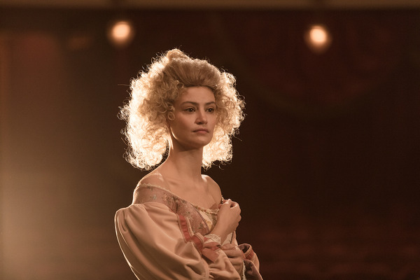 『シラノ・ド・ベルジュラックに会いたい！』　（C）LEGENDE FILMS - EZRA - GAUMONT - FRANCE 2 CINEMA - EZRA - NEXUS FACTORY - UMEDIA, ROSEMONDE FILMS - C2M PRODUCTIONS