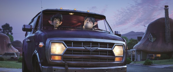 『2分の1の魔法』（C）2020 Disney/Pixar