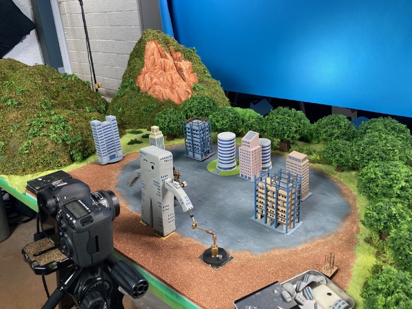 造形物「オイラはビル群」