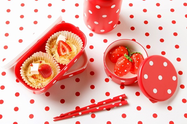 ヒルトン東京ベイの苺尽くしのデザートビュッフェ「Only Love Strawberry」