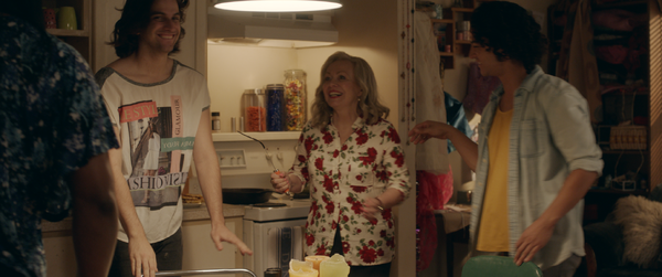 『ステージ・マザー』 (C) 2019 Stage Mother, LLC All Rights Reserved.