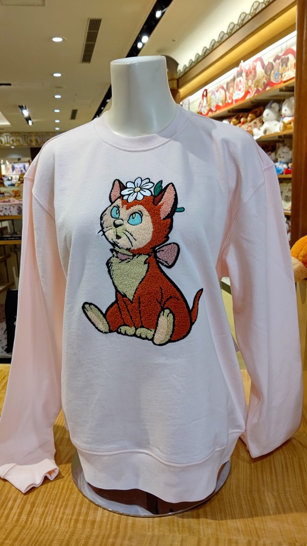 撮影協力：ディズニーストア 東京ディズニーリゾート店 (C) Disney